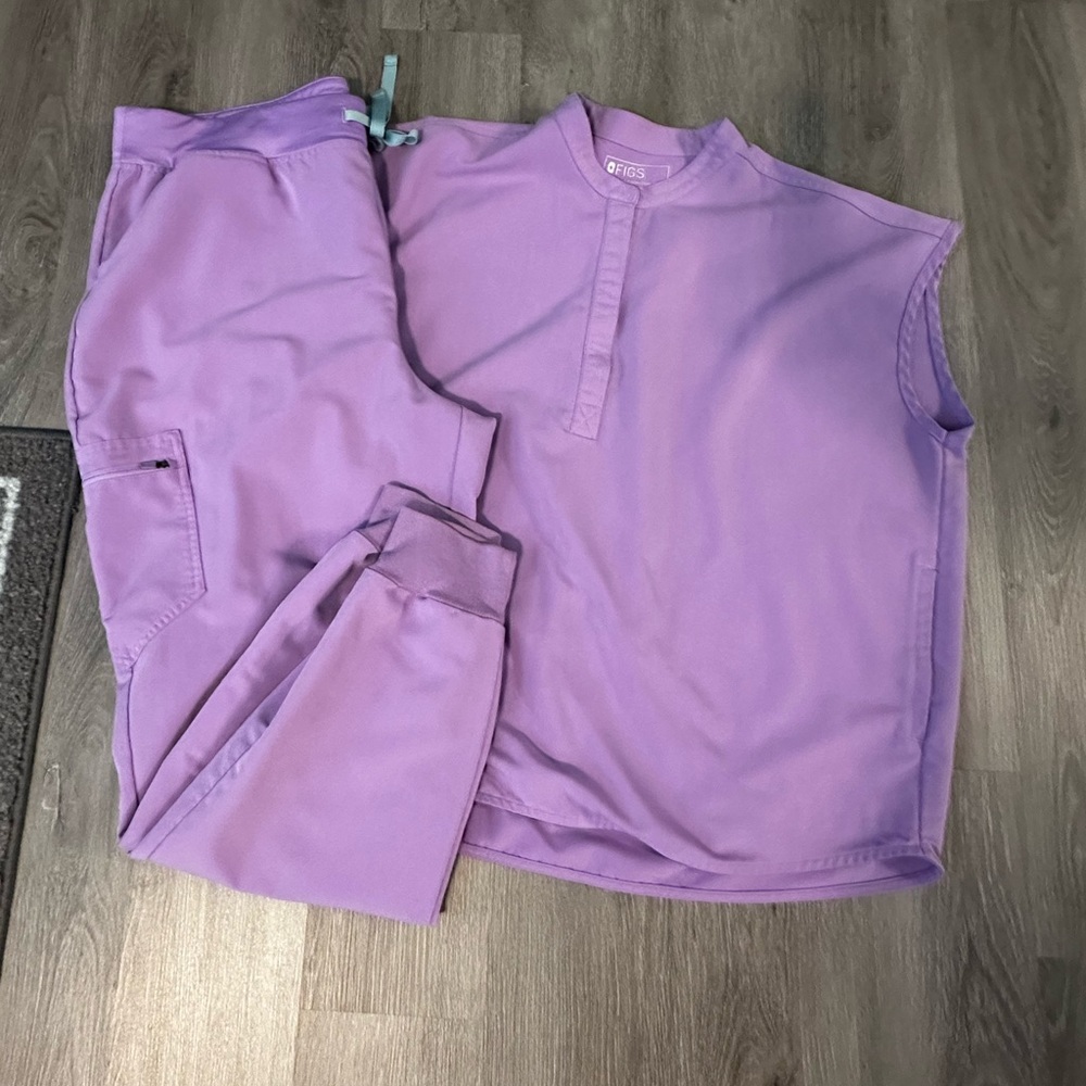 Figs Technical Collection in Lilac Dawn